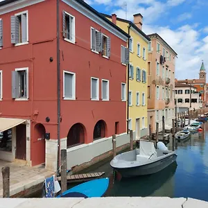 Canal Vena Apartsuite House Chioggia